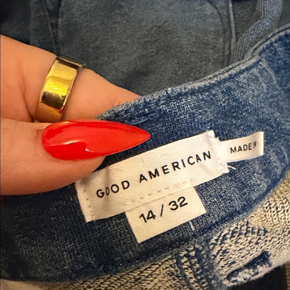 Good American Jeanius Cargo Jeans - Picture 5 of 6